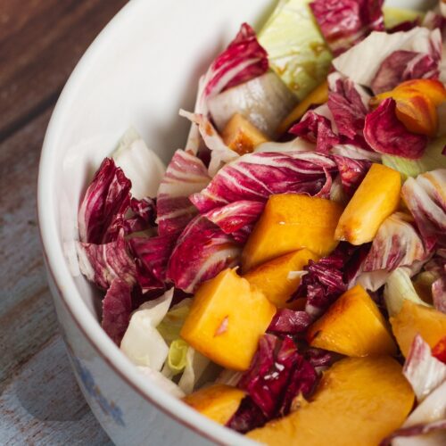 Radicchiosalat mit Nektarinen